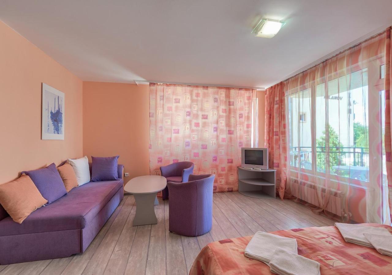 Hotel Fantastiko Ravda رافدا المظهر الخارجي الصورة